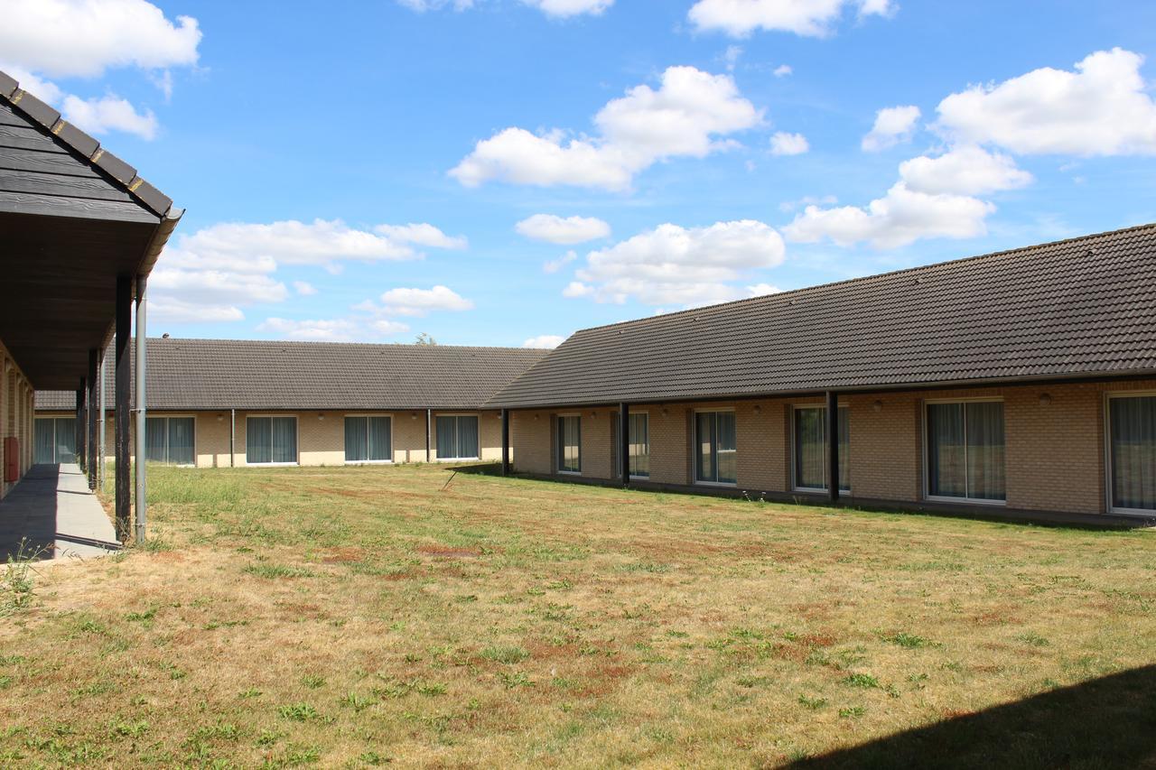 Hotel Fleur De Lys Hazebrouck Exterior foto
